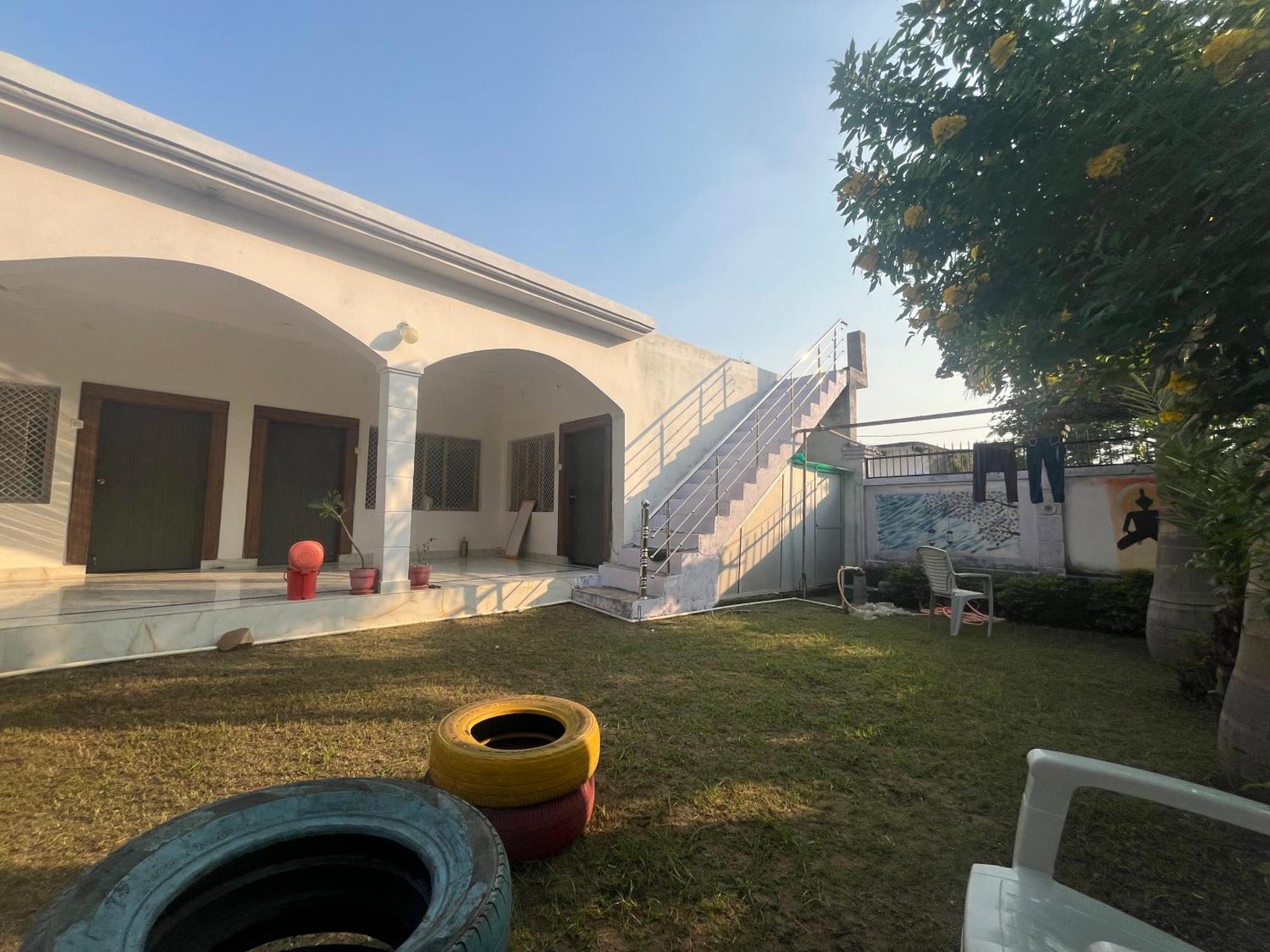 קג'ורהו Sunrise Bed & Breakfast מראה חיצוני תמונה