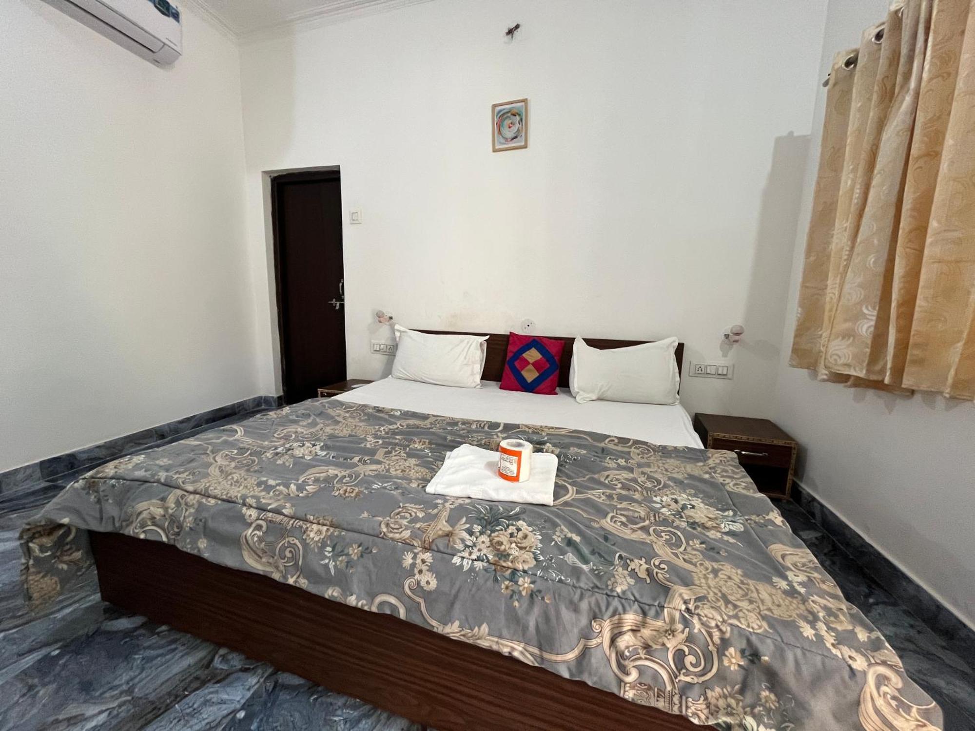 קג'ורהו Sunrise Bed & Breakfast מראה חיצוני תמונה