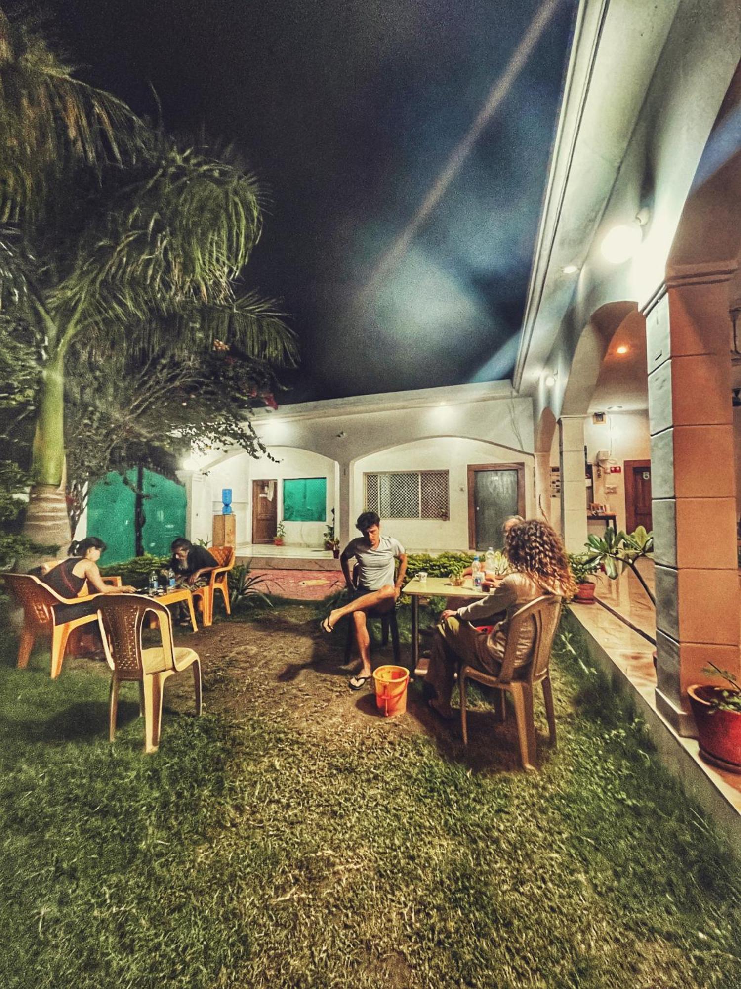 קג'ורהו Sunrise Bed & Breakfast מראה חיצוני תמונה