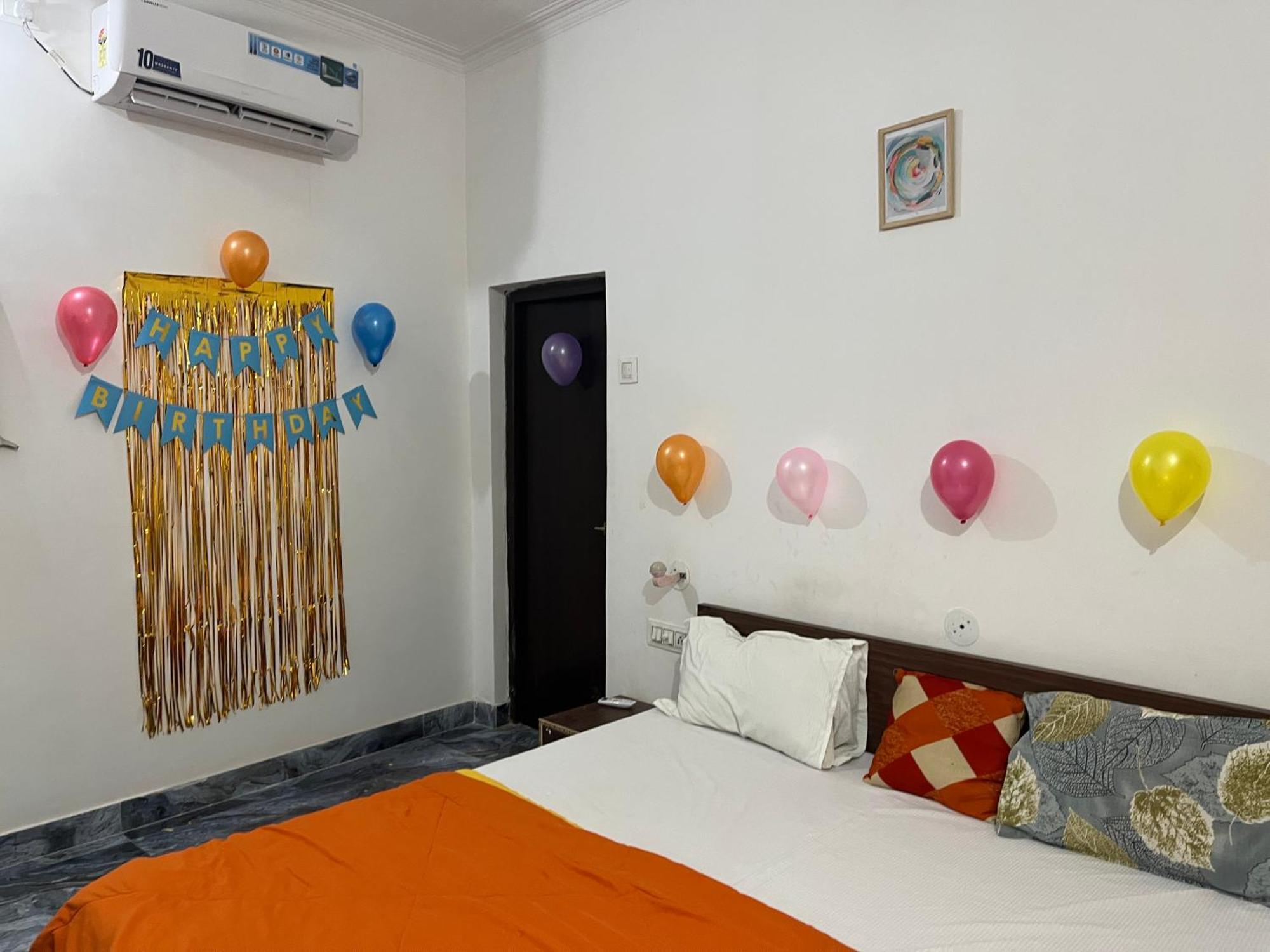 קג'ורהו Sunrise Bed & Breakfast מראה חיצוני תמונה